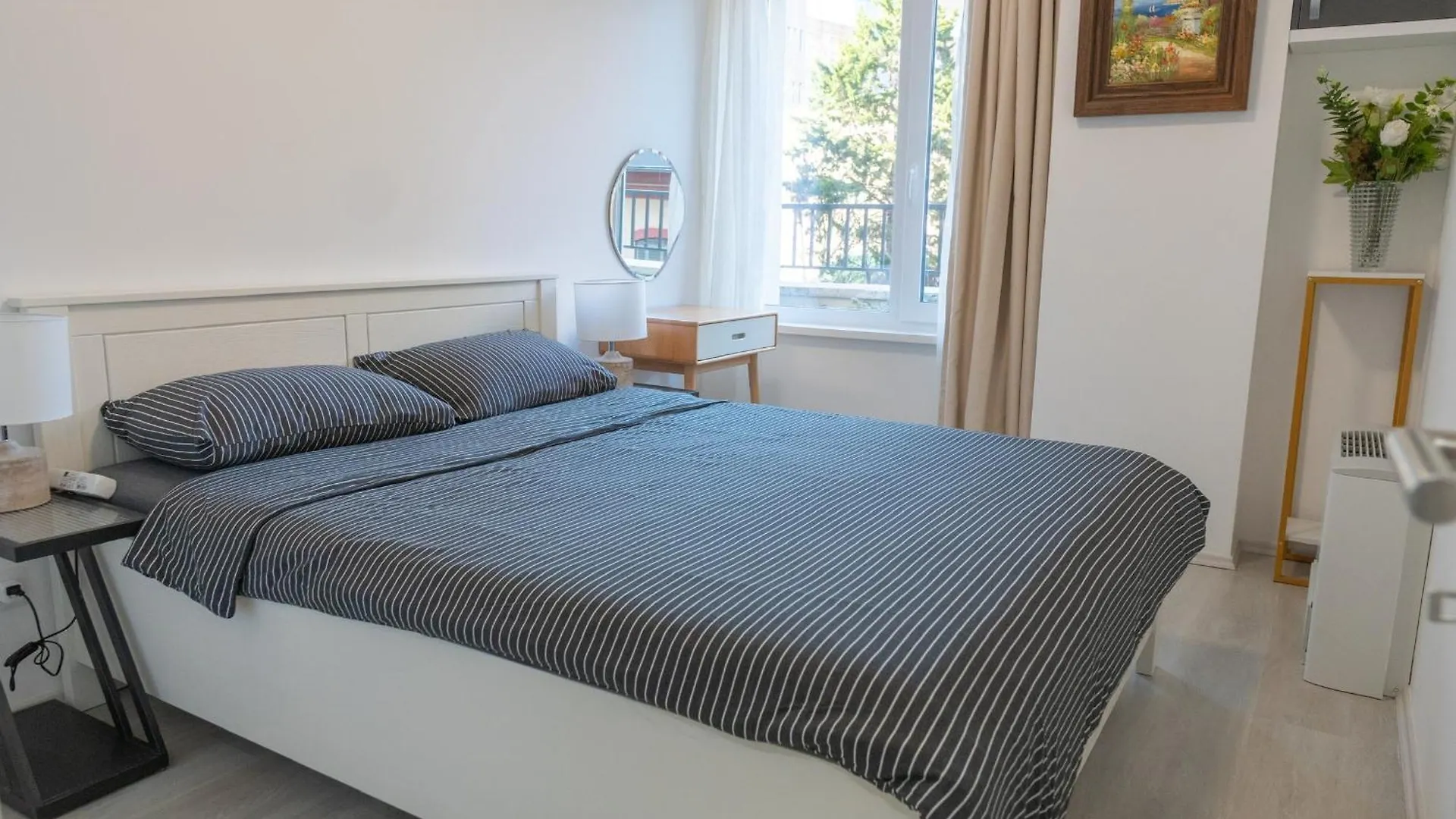 Apartmán Downtown 2 Bedrooms Nearby Duna River Balcony-Garage 10 Euro Per Day Budapešť Maďarsko