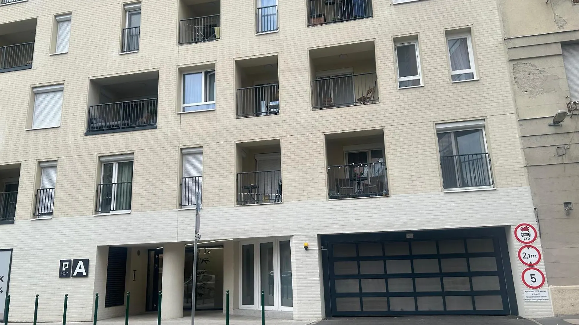 Apartamento Downtown 2 Bedrooms Nearby Duna River Balcony-Garage 10 Euro Per Day Budapeste